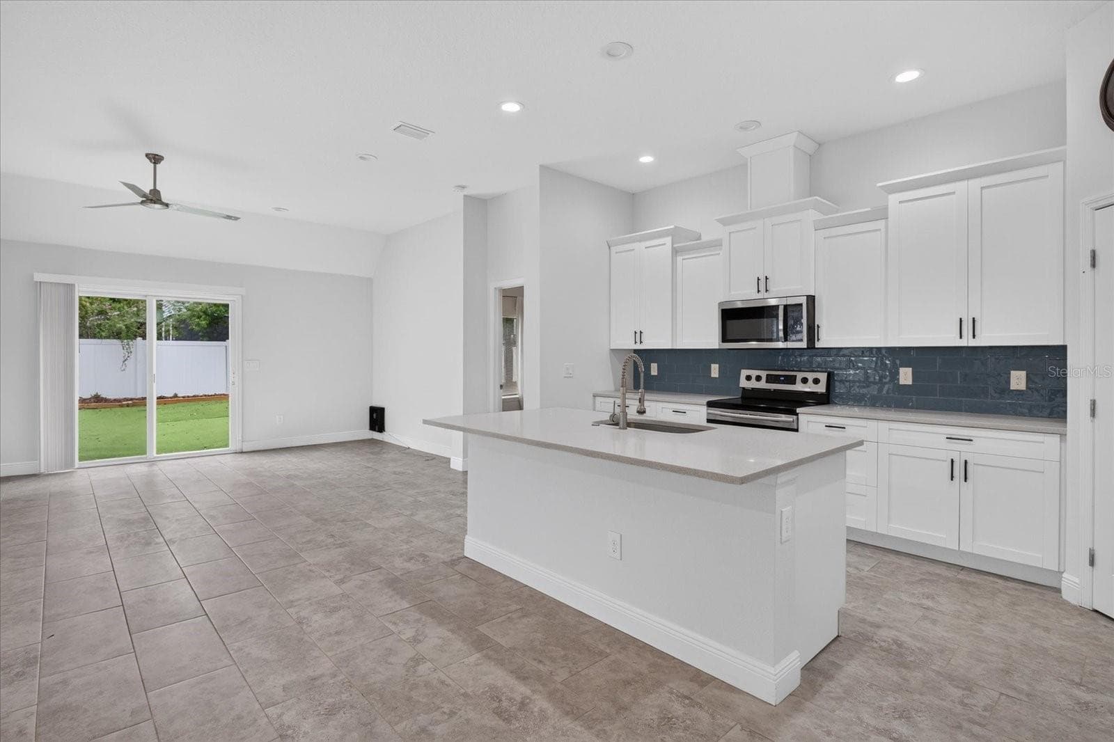 Single Family Residence at 5114 CHILKOOT ST, TAMPA, photo 17 of 90
