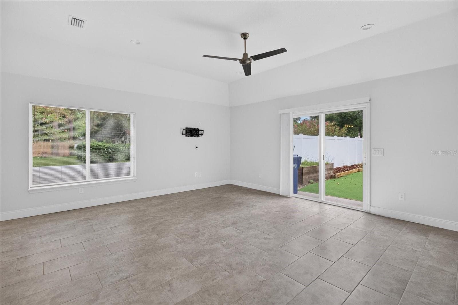 Single Family Residence at 5114 CHILKOOT ST, TAMPA, photo 26 of 90