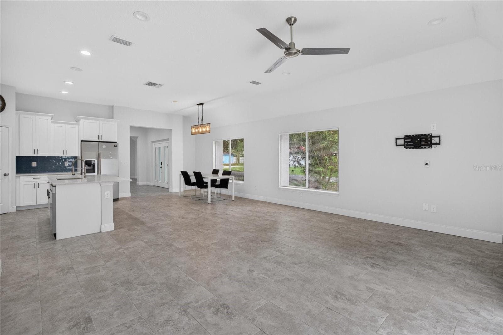 Single Family Residence at 5114 CHILKOOT ST, TAMPA, photo 27 of 90