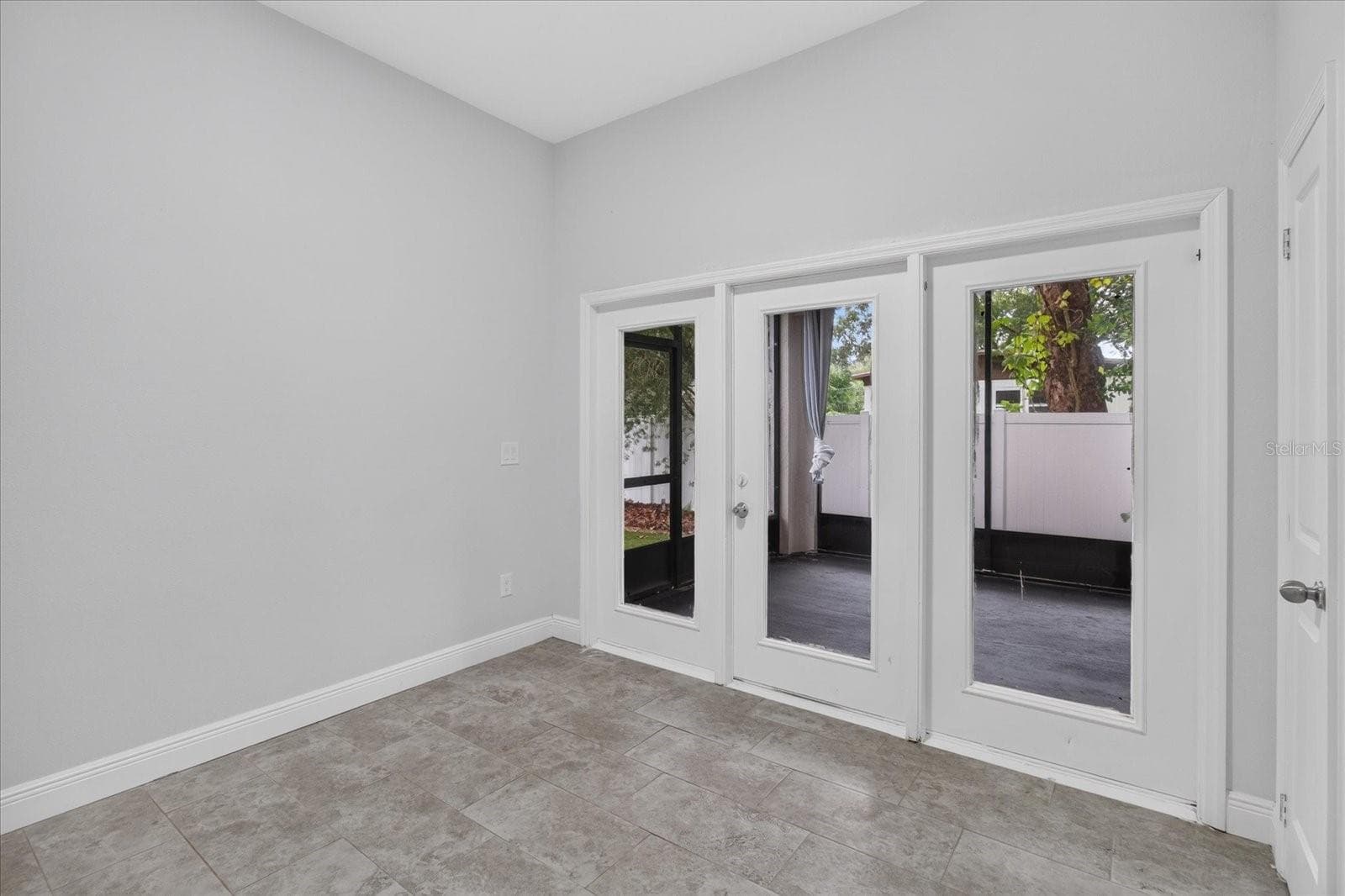 Single Family Residence at 5114 CHILKOOT ST, TAMPA, photo 47 of 90