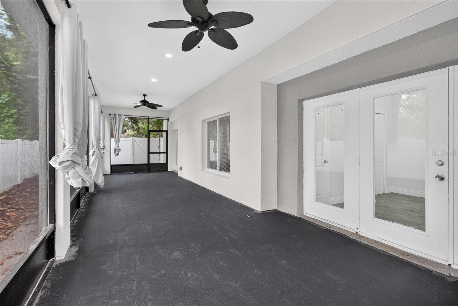 Single Family Residence at 5114 CHILKOOT ST, TAMPA, photo 75 of 90