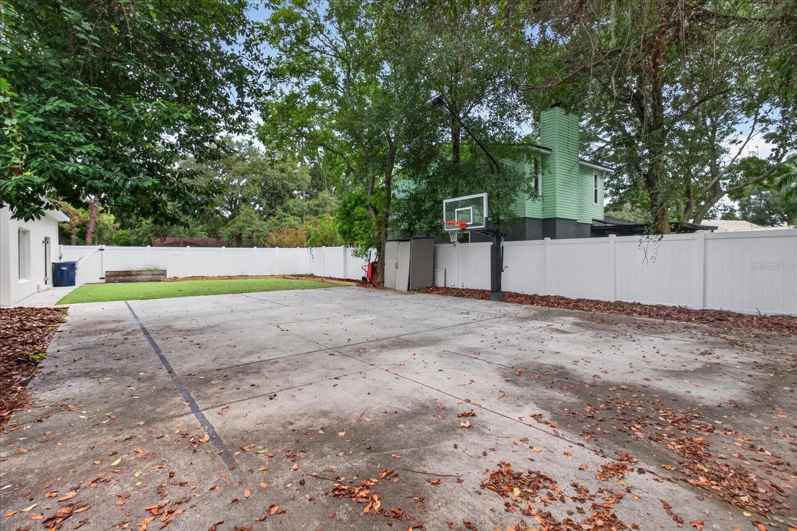 Single Family Residence at 5114 CHILKOOT ST, TAMPA, photo 80 of 90