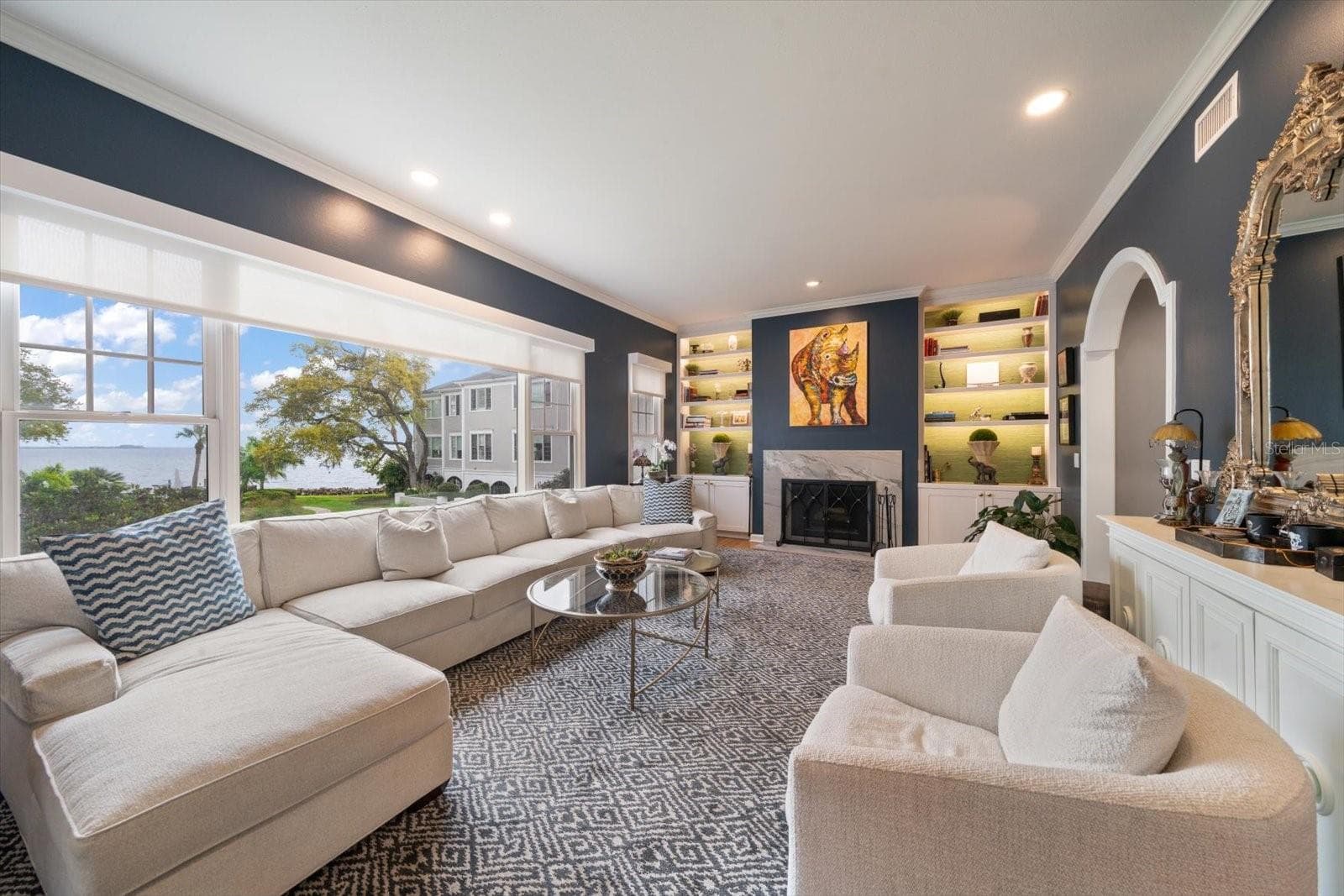 Living Room (Second Floor) - 6212 BAYSHORE BLVD #F, TAMPA