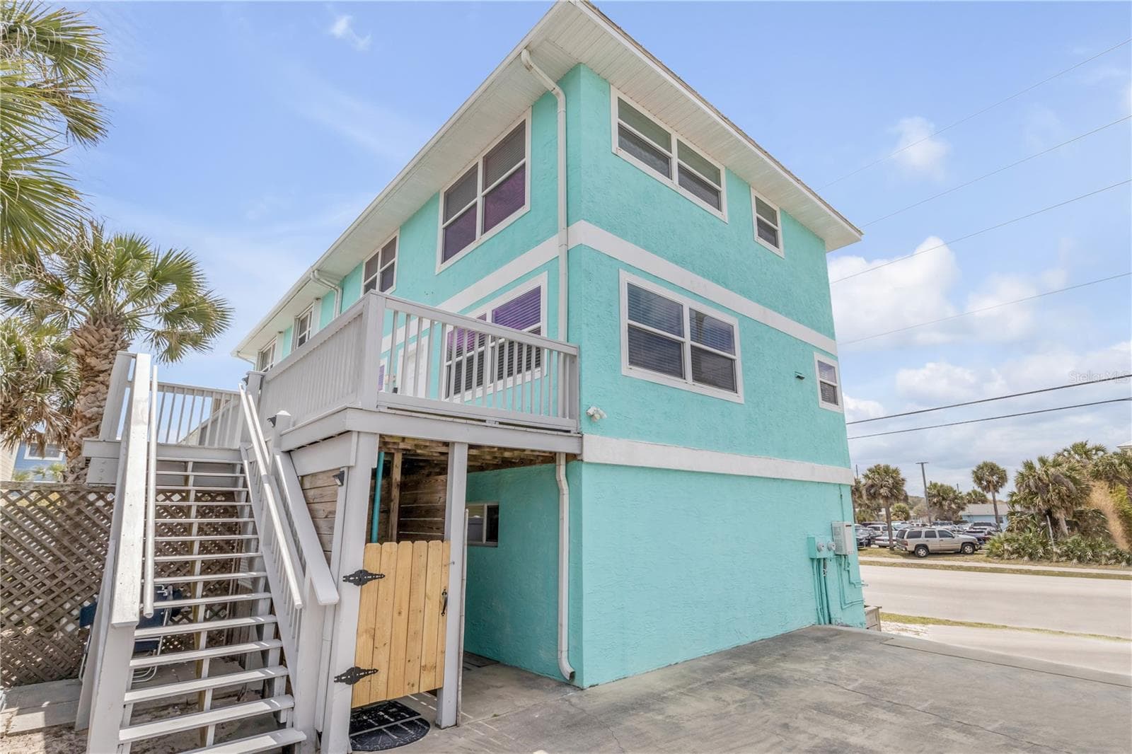 Half Duplex at 2707 S ATLANTIC AVE, NEW SMYRNA BEACH, photo 2 of 69
