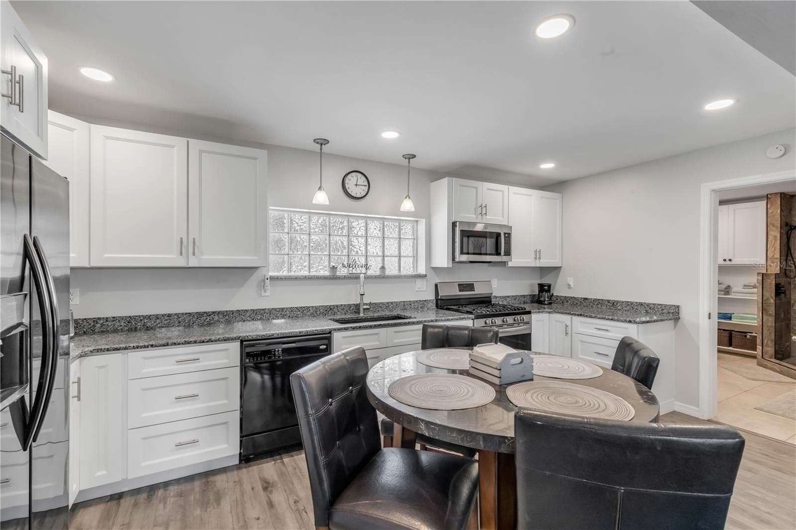 Apartment 1 Dining area and Kitchen - 2707 S ATLANTIC AVE, NEW SMYRNA BEACH