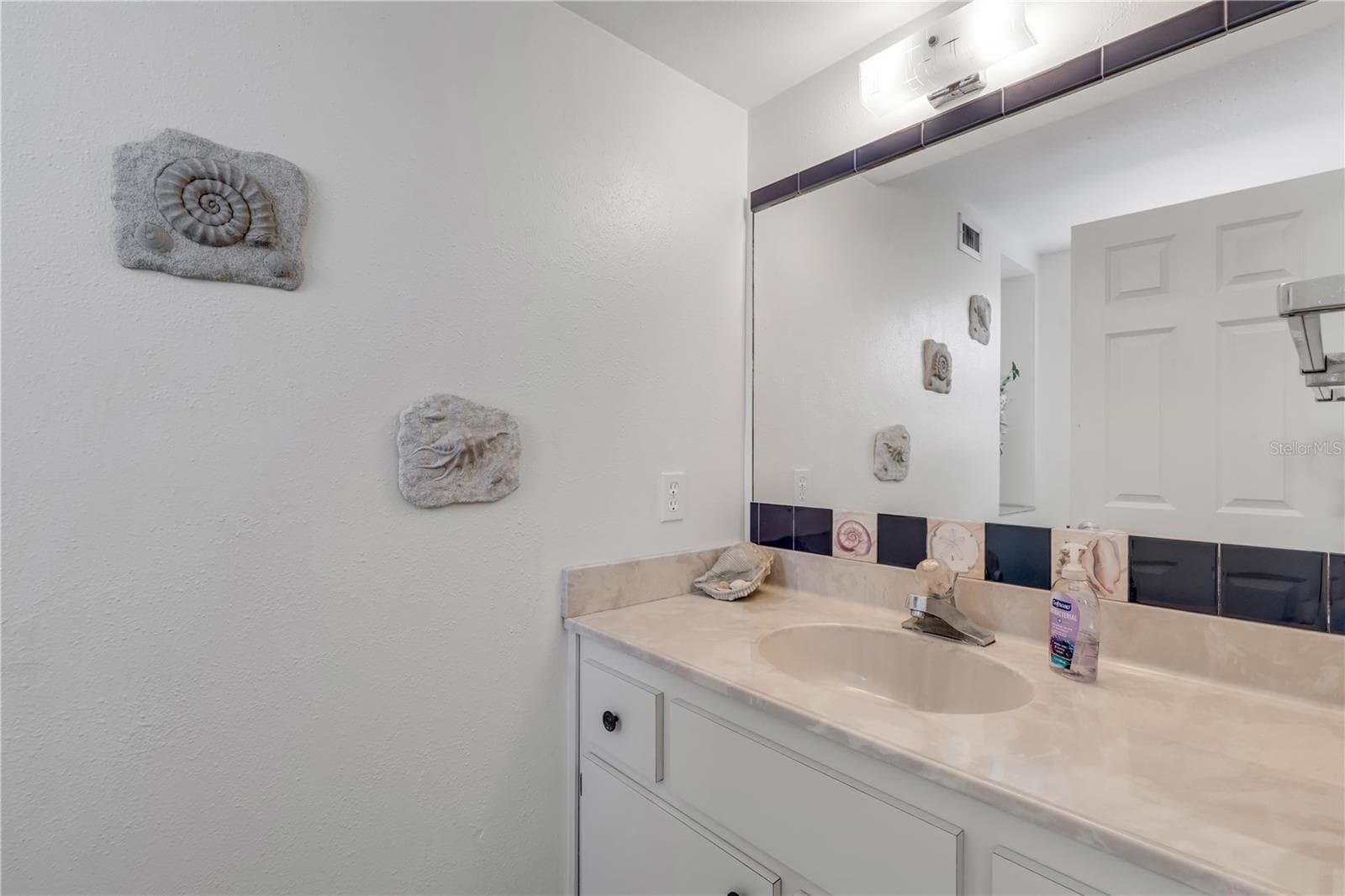 Apartment 2 first floor bath - 2707 S ATLANTIC AVE, NEW SMYRNA BEACH