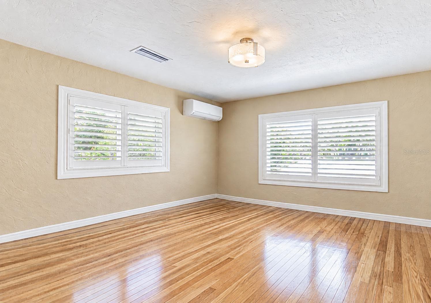 Single Family Residence at 243 SNELL ISLE BLVD NE, ST PETERSBURG, photo 24 of 35