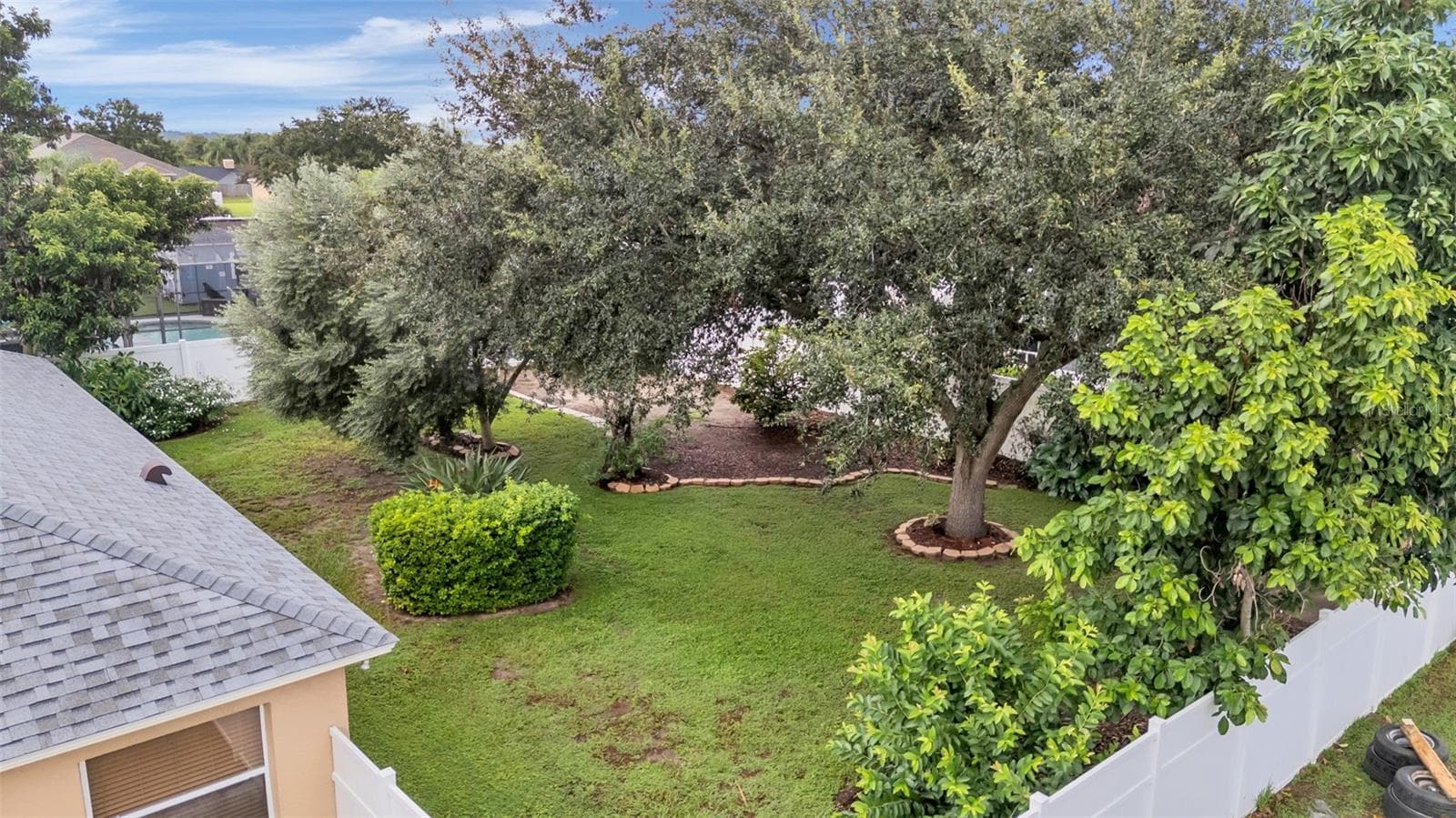 Single Family Residence at 3425 STONEWAY DR, LAKELAND, photo 4 of 41
