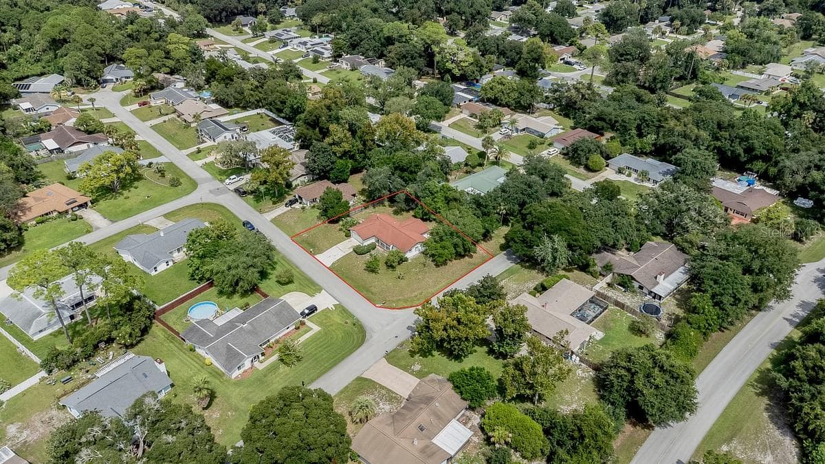 Single Family Residence at 2 BLAINE TREE PL, PALM COAST, photo 13 of 23