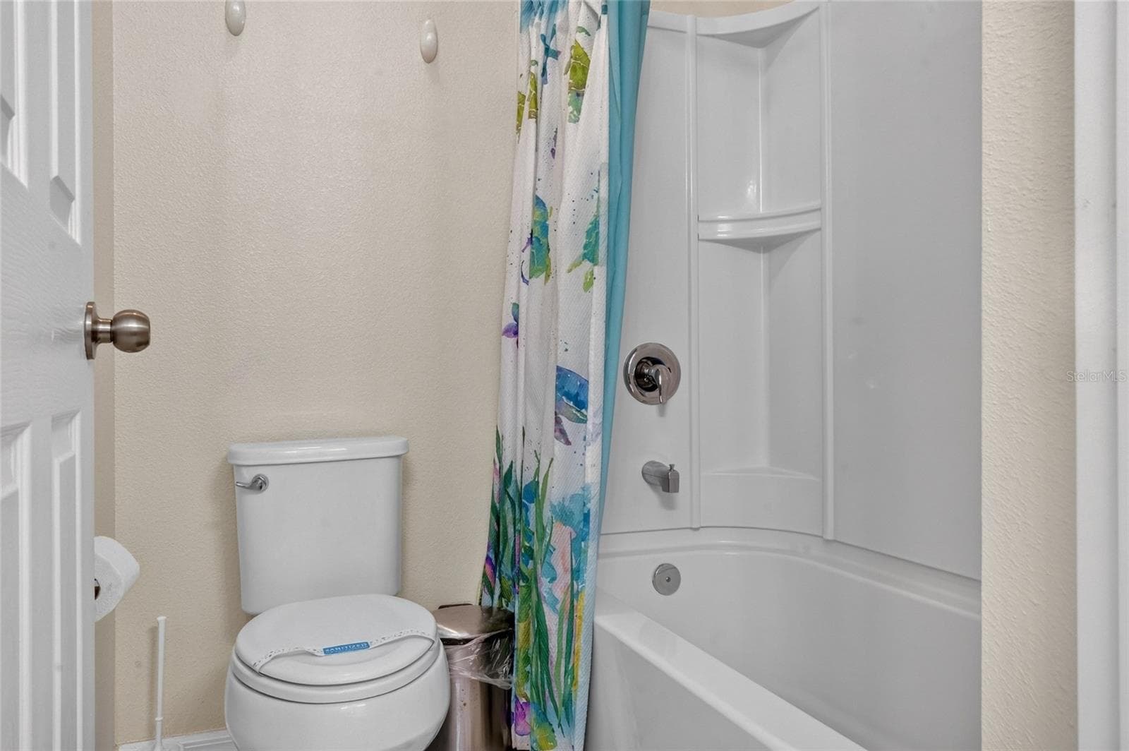 Bathroom 2 - 9007 PELICAN COVE TRCE, KISSIMMEE