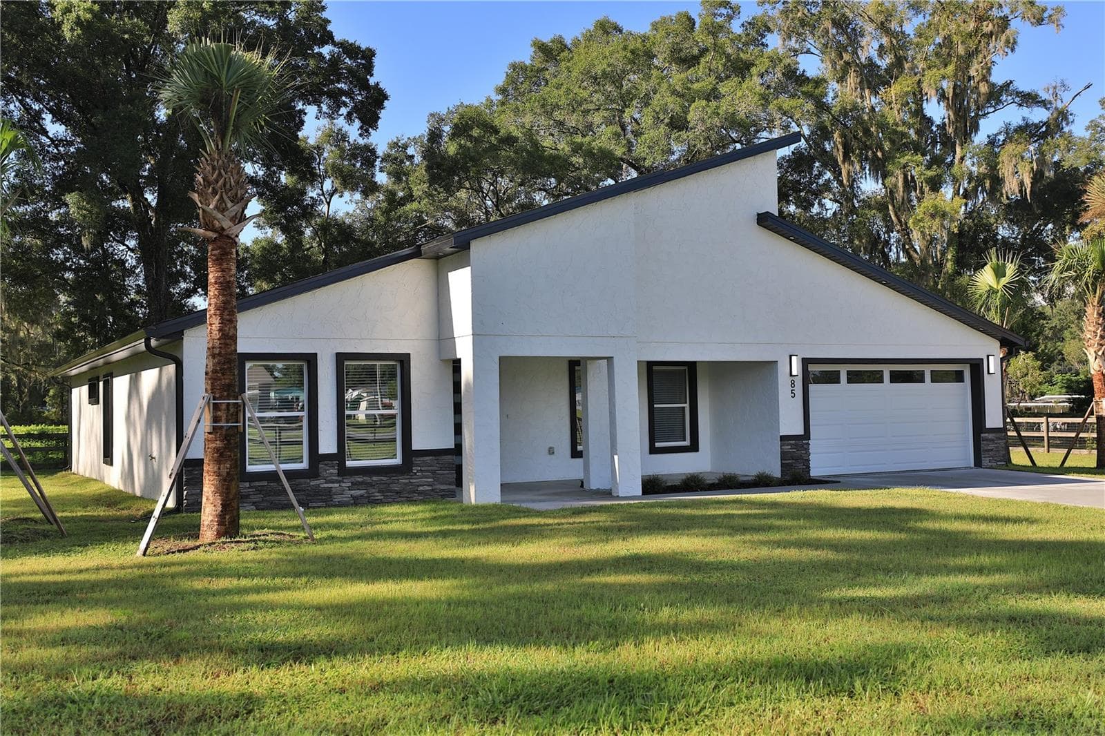 85 SW 77TH CT