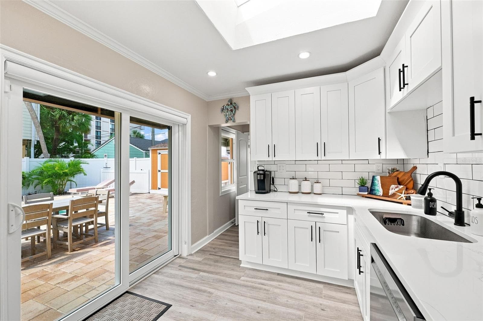 Single Family Residence at 2706 GULF BLVD, INDIAN ROCKS BEACH, photo 19 of 62