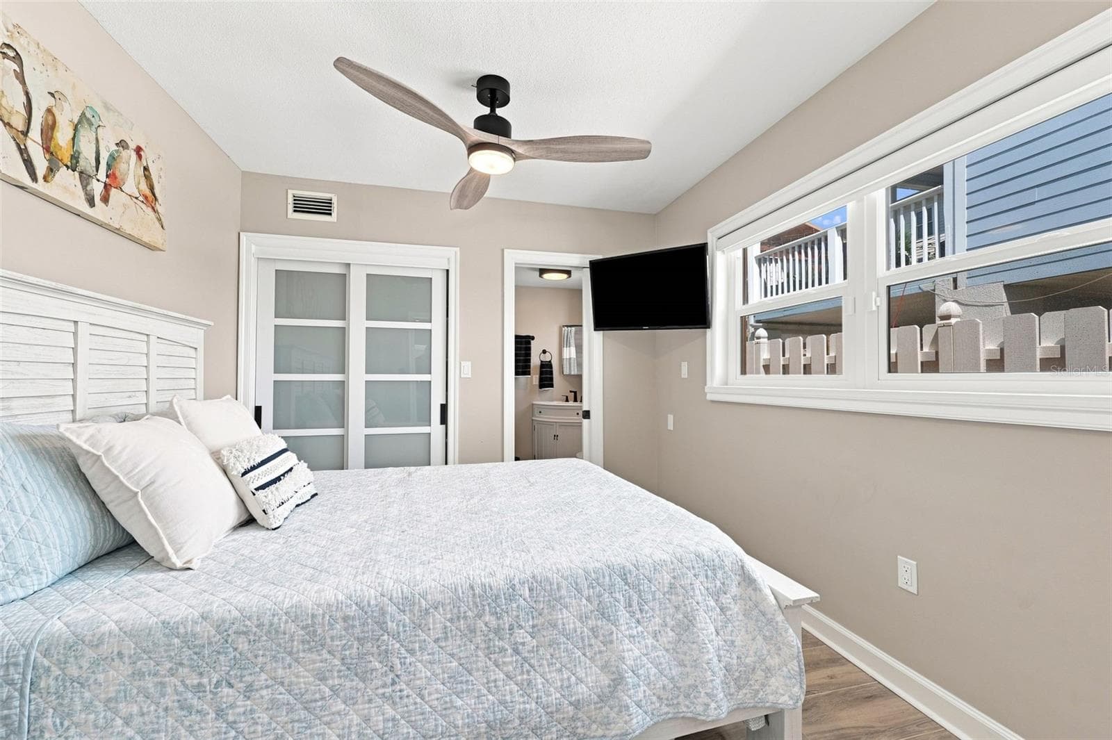Single Family Residence at 2706 GULF BLVD, INDIAN ROCKS BEACH, photo 35 of 62