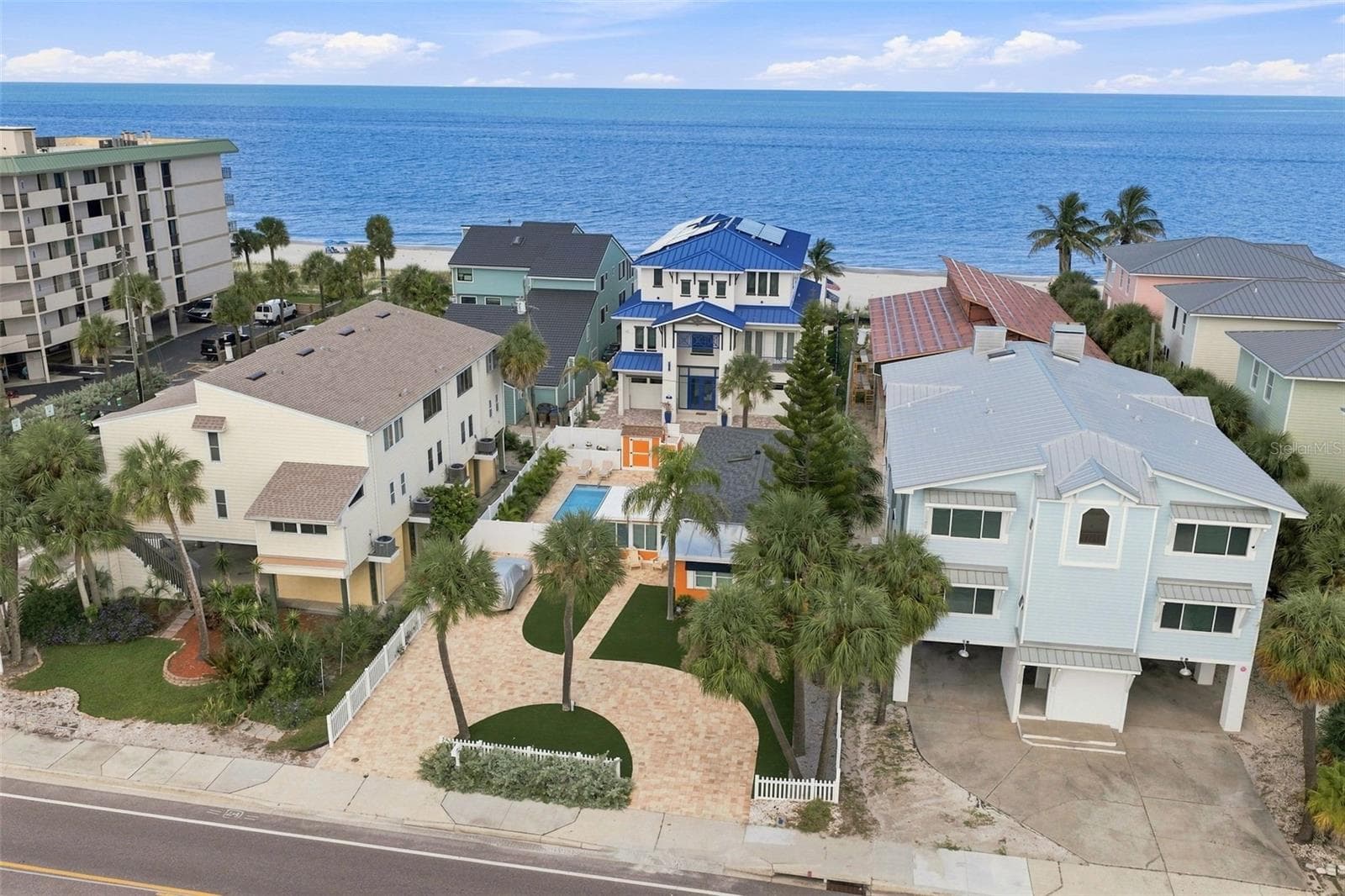 Single Family Residence at 2706 GULF BLVD, INDIAN ROCKS BEACH, photo 49 of 62