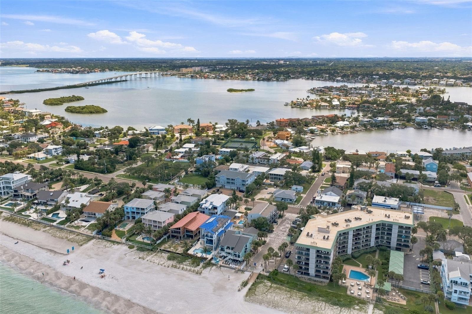 Single Family Residence at 2706 GULF BLVD, INDIAN ROCKS BEACH, photo 56 of 62