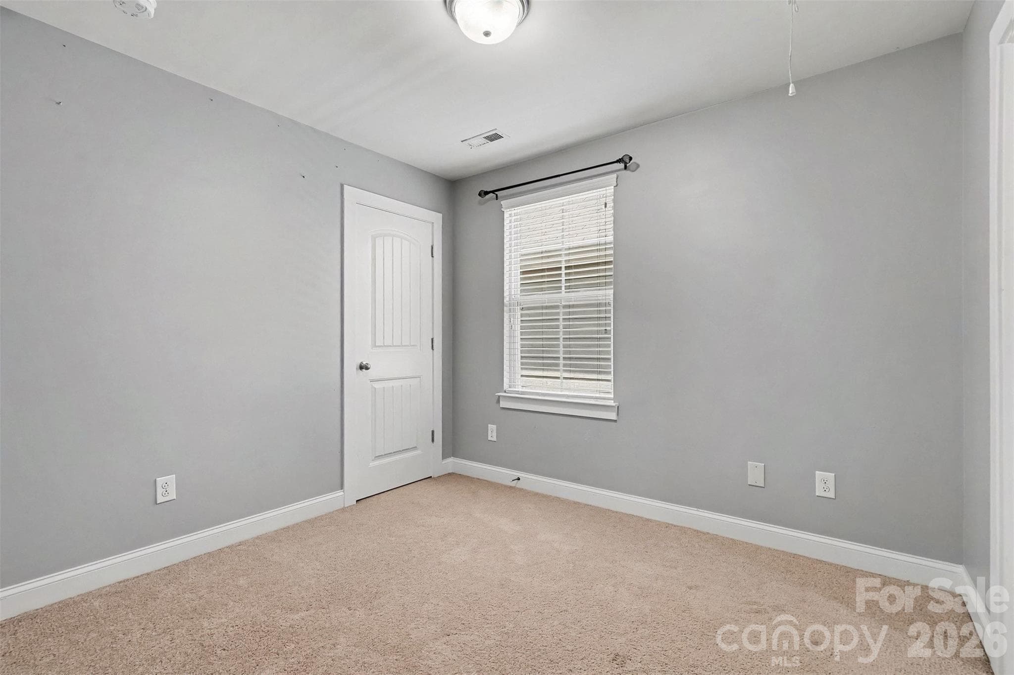 Middle secondary bedroom - 13913 Helen Benson Boulevard, Davidson