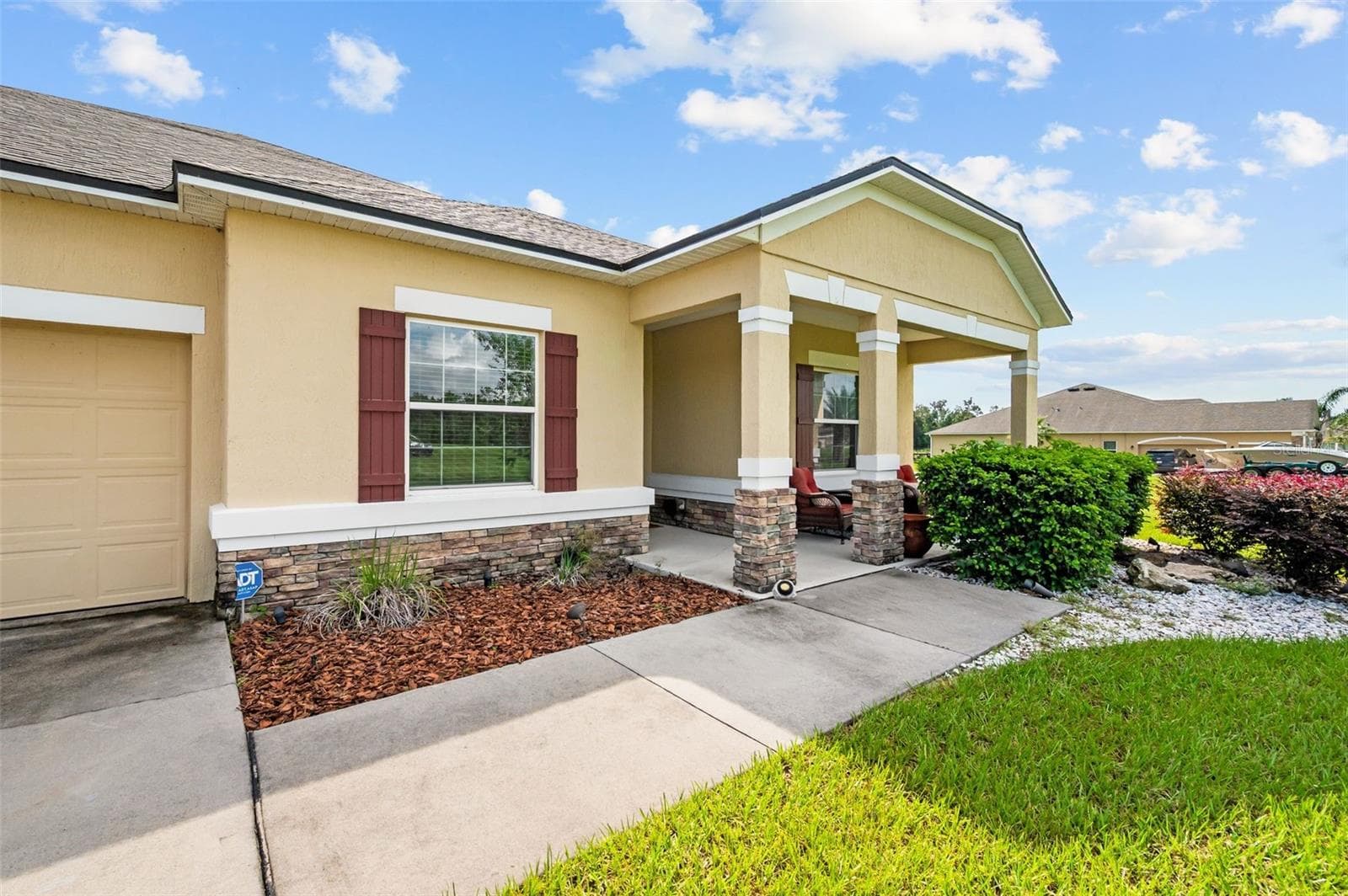Single Family Residence at 5615 SW 215TH TER, NEWBERRY, photo 2 of 57