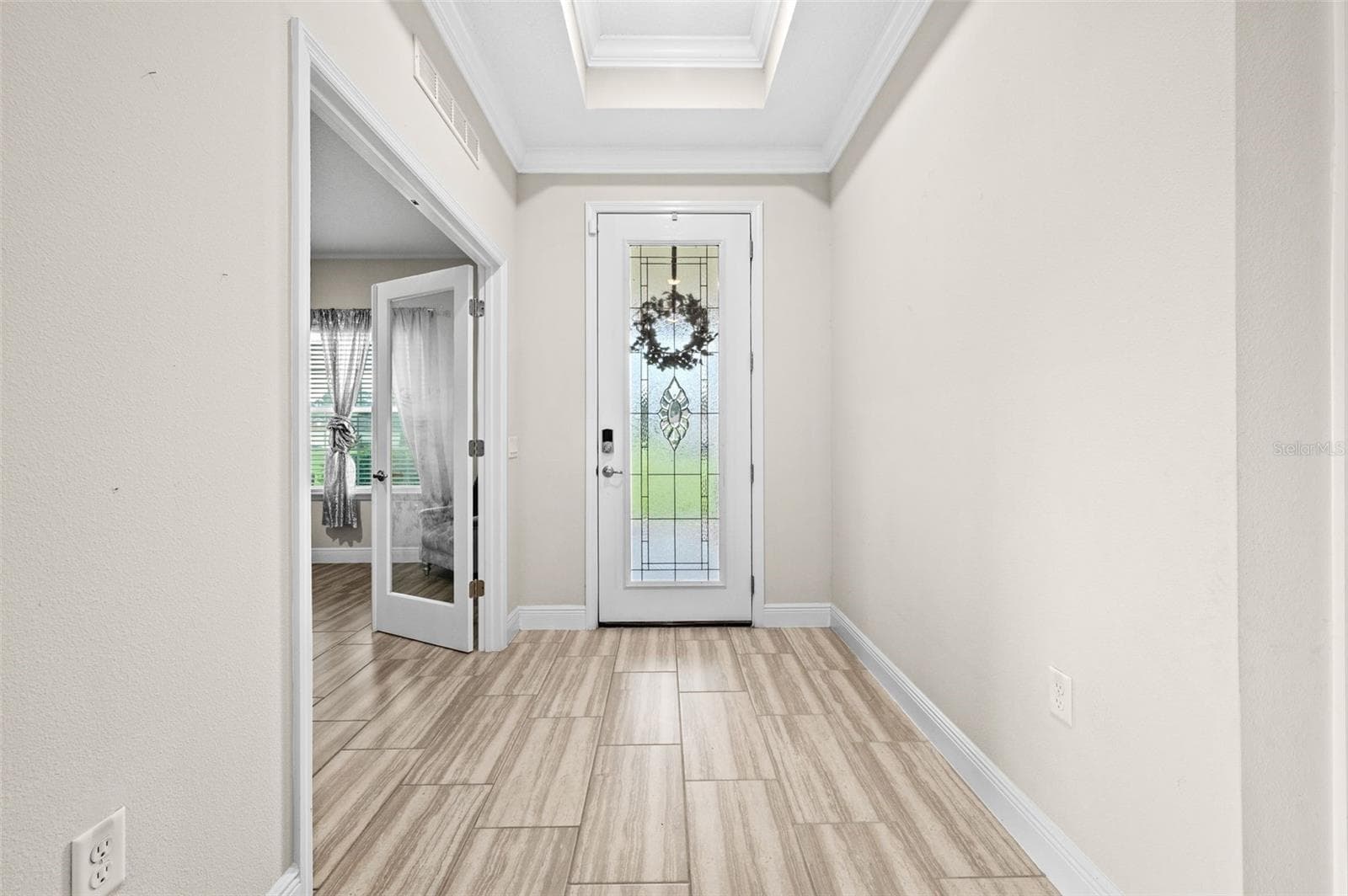 Foyer - 5615 SW 215TH TER, NEWBERRY
