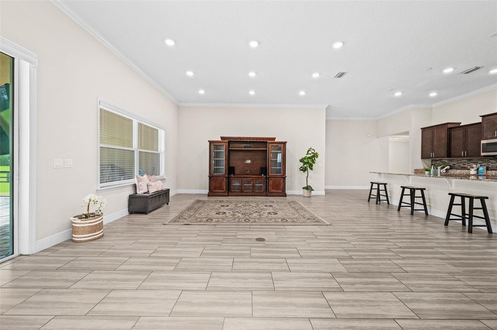 Living room - 5615 SW 215TH TER, NEWBERRY