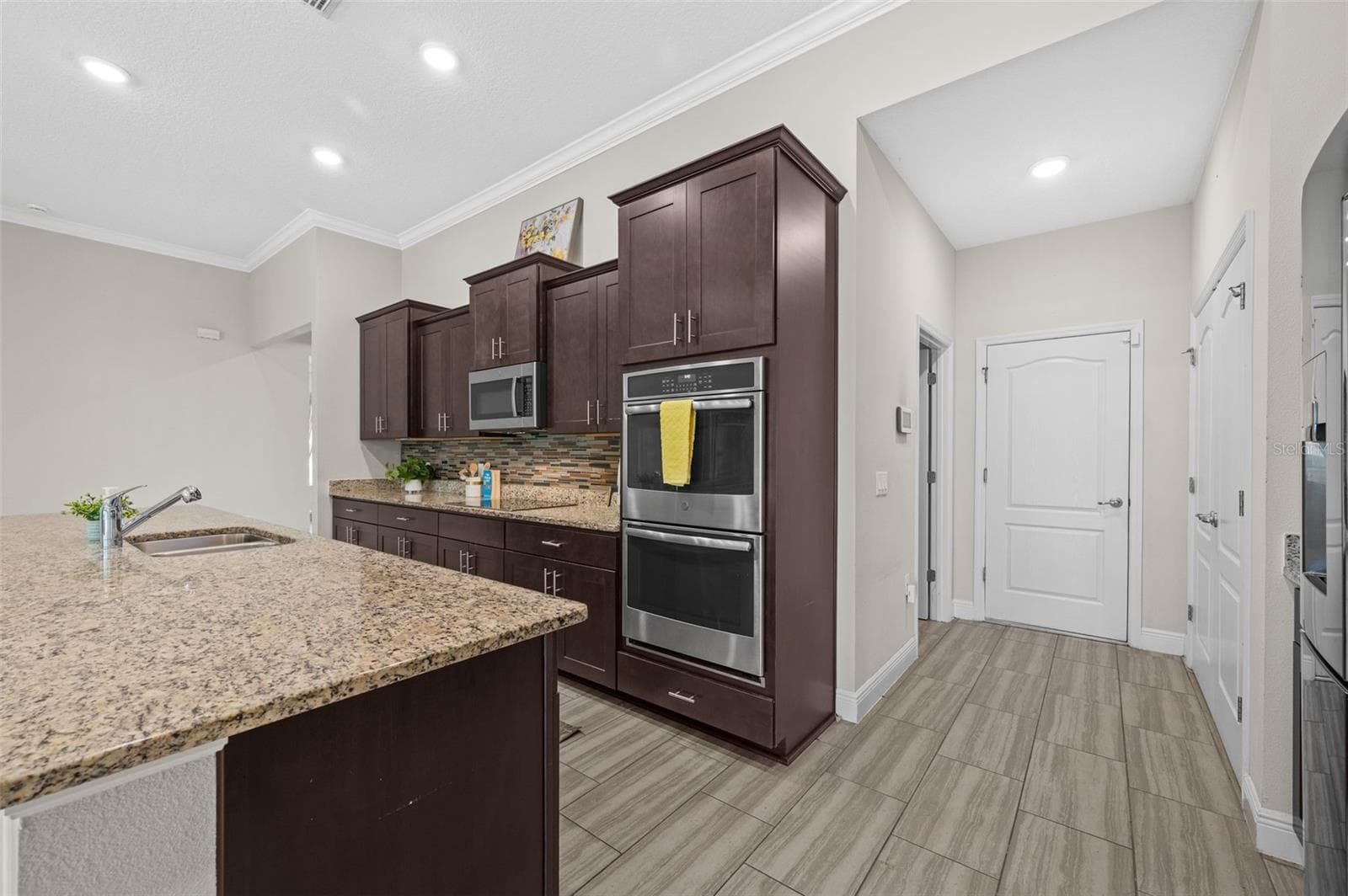 Kitchen - 5615 SW 215TH TER, NEWBERRY