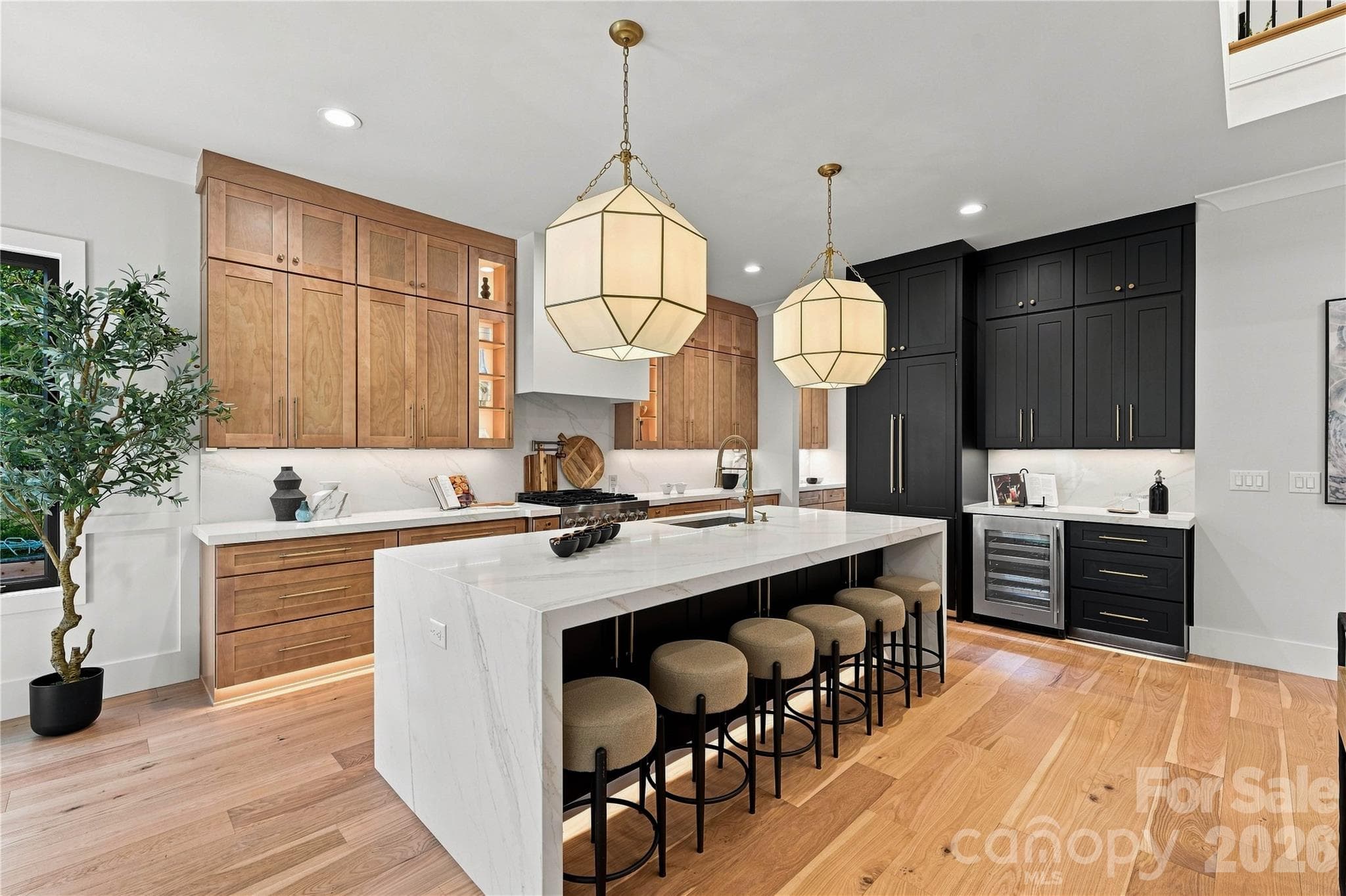 Single Family Residence at 4647 General Pershing Drive, Charlotte, photo 14 of 48