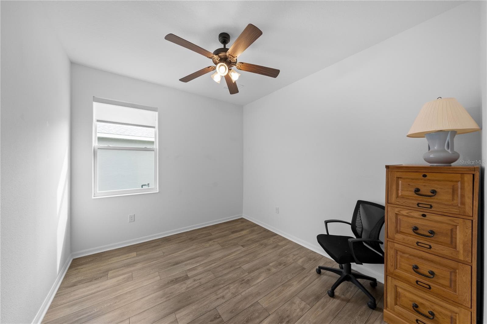 Guest room - 9753 SW 103RD AVE, OCALA