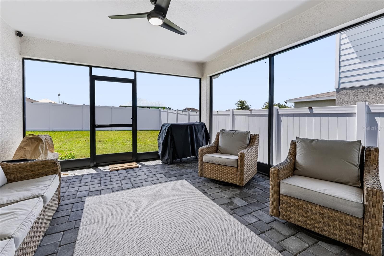 Patio/Covered Lanai - 6564 RHYTHM DR, MASCOTTE