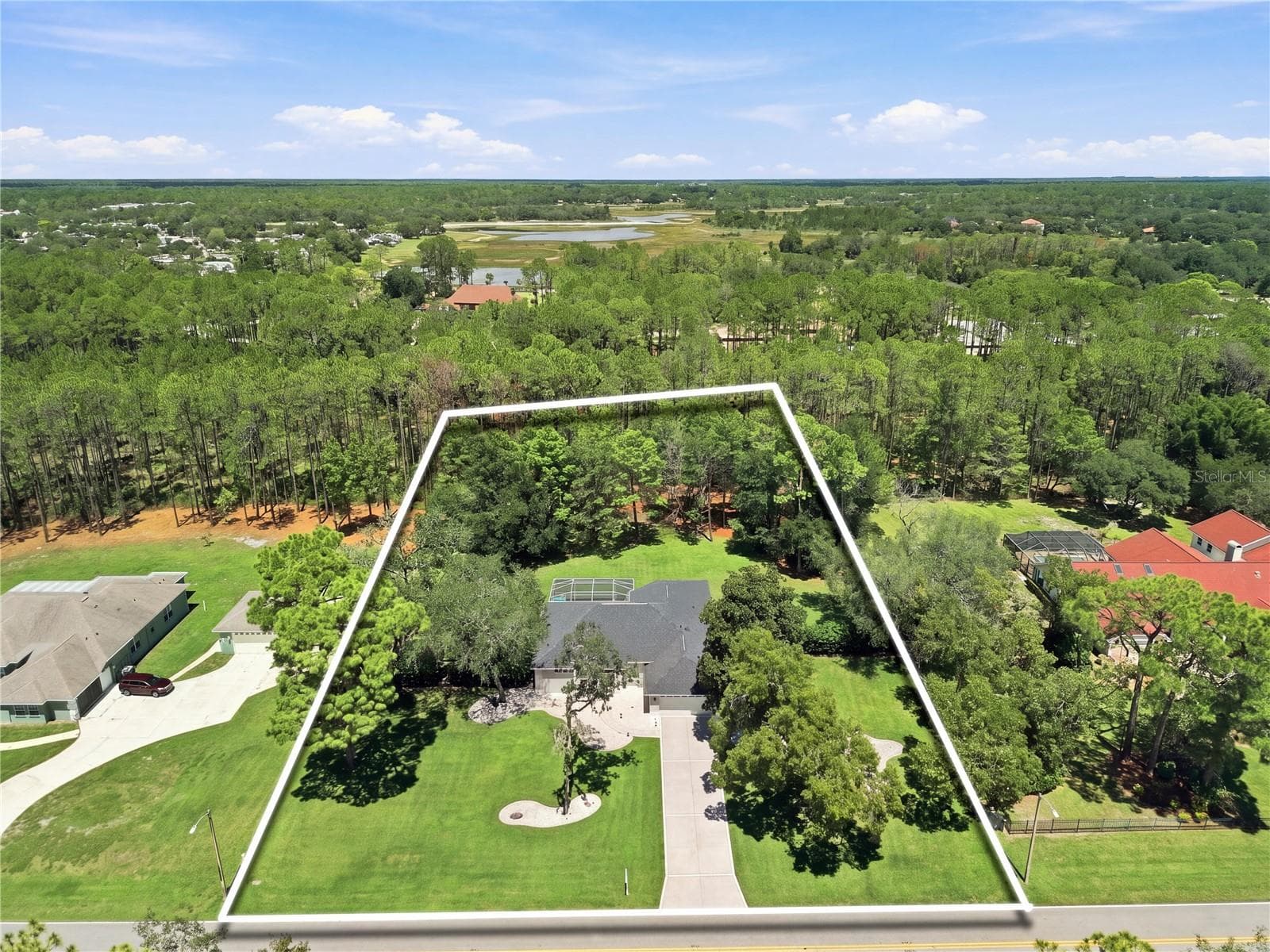 10261 Woodland Waters Blvd - 10261 WOODLAND WATERS BLVD, WEEKI WACHEE