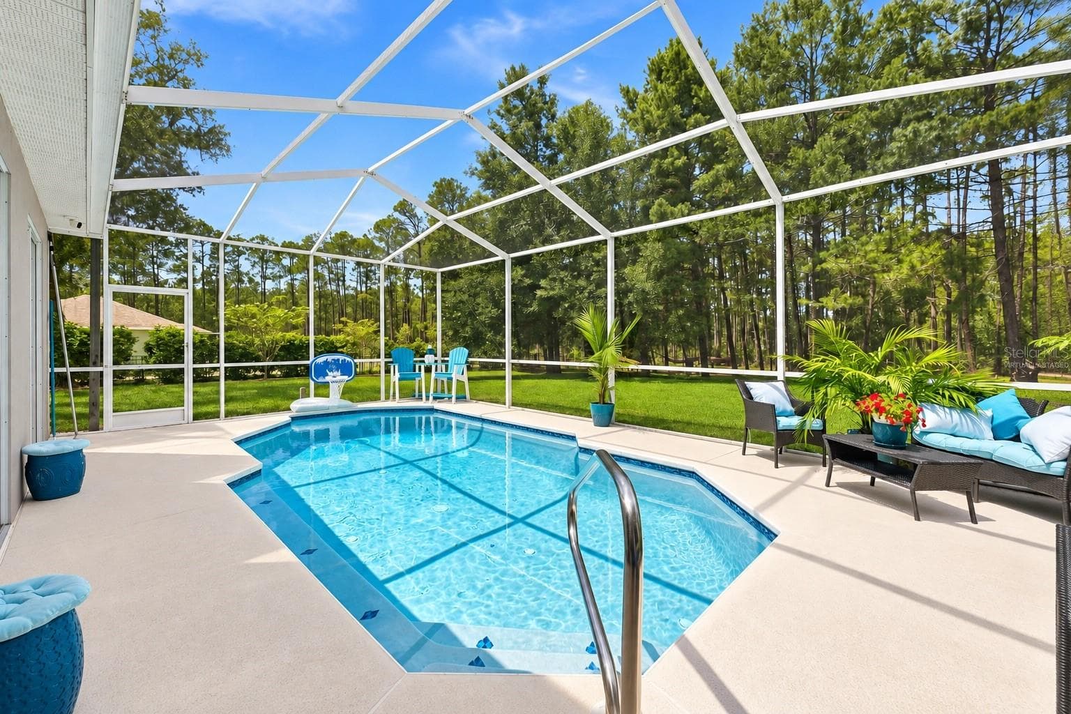Pool - 10261 WOODLAND WATERS BLVD, WEEKI WACHEE