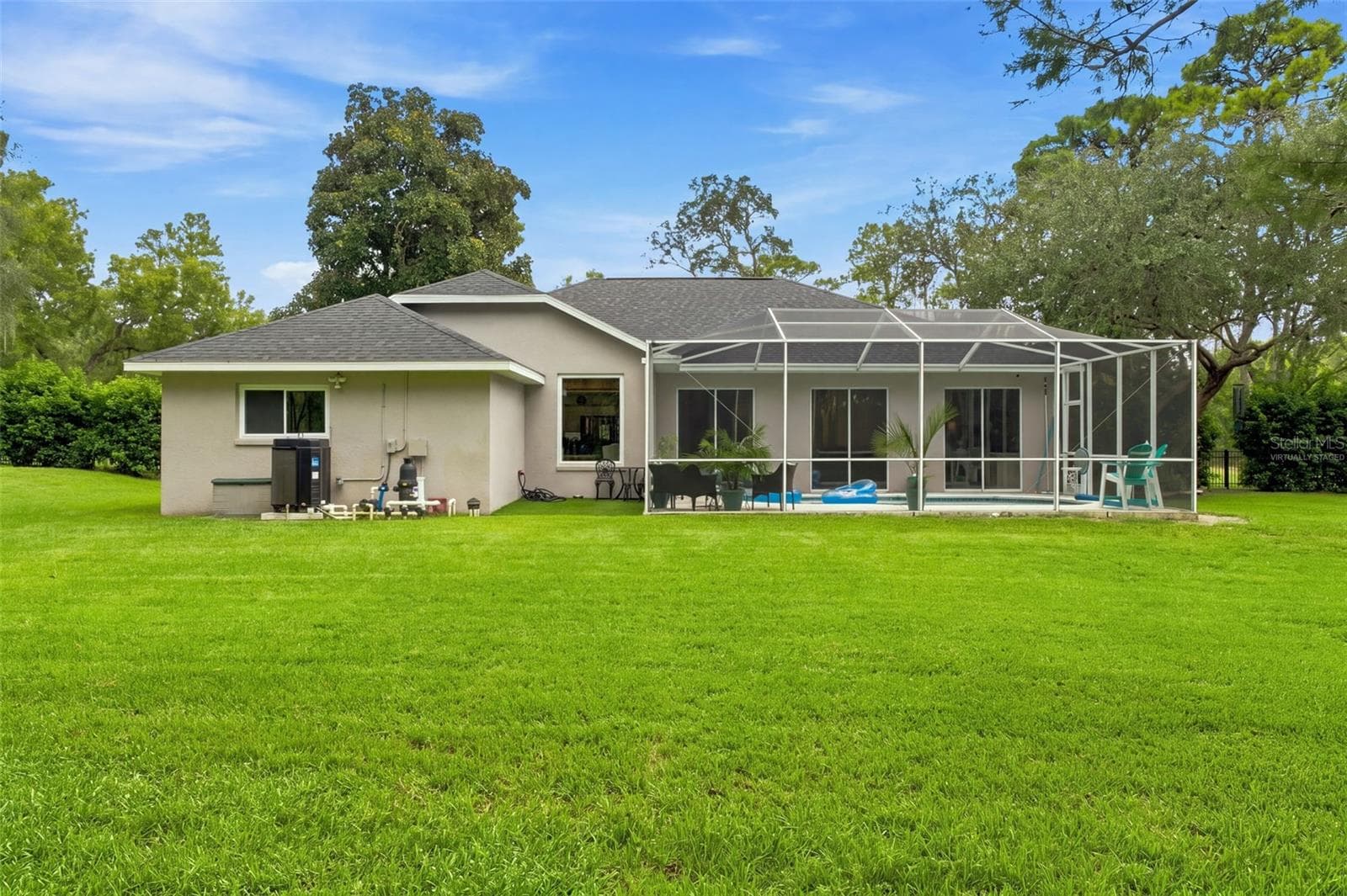Backyard - 10261 WOODLAND WATERS BLVD, WEEKI WACHEE