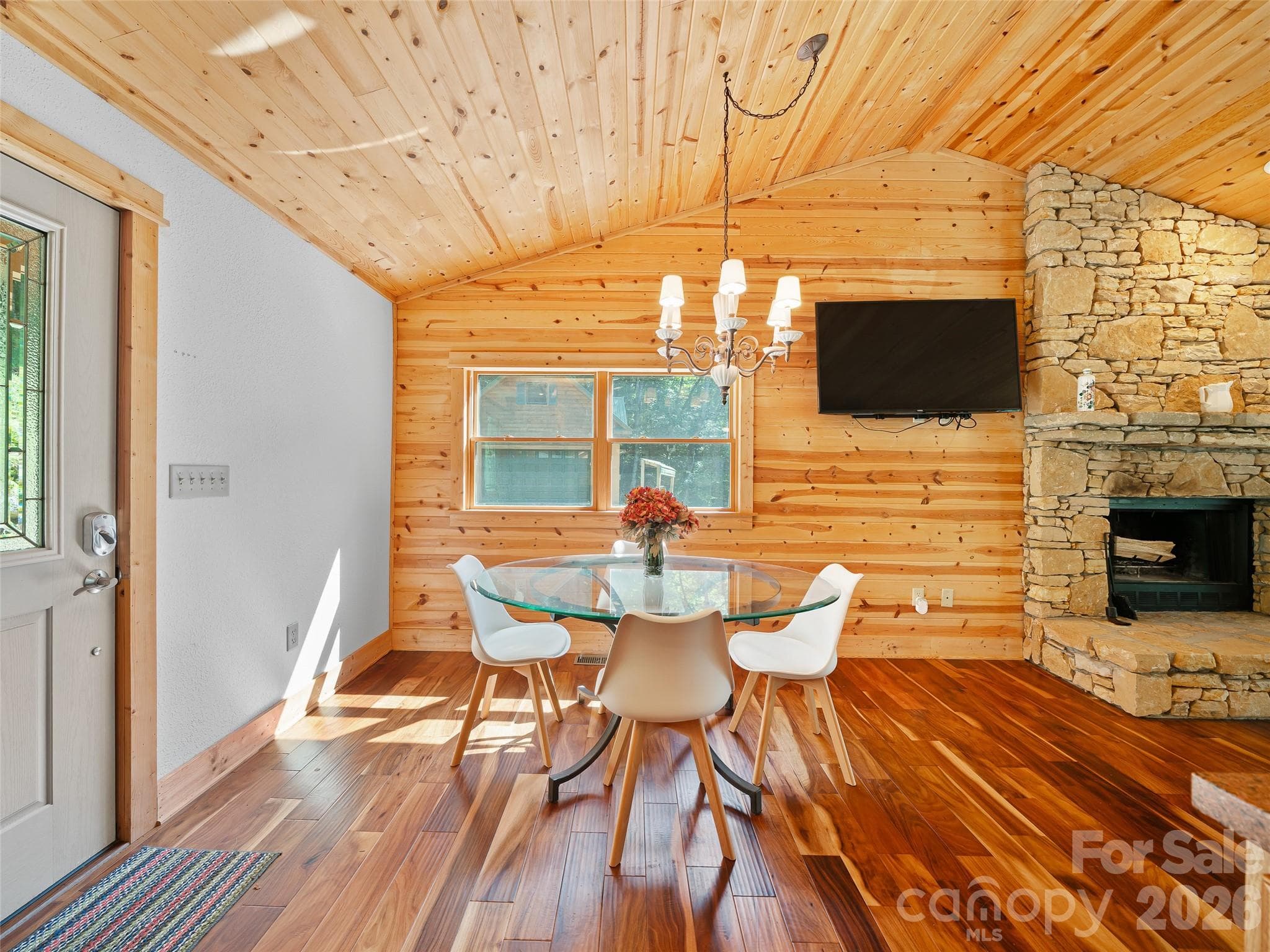 Single Family Residence at 73 Oak Ridge Court, Mars Hill, photo 8 of 44