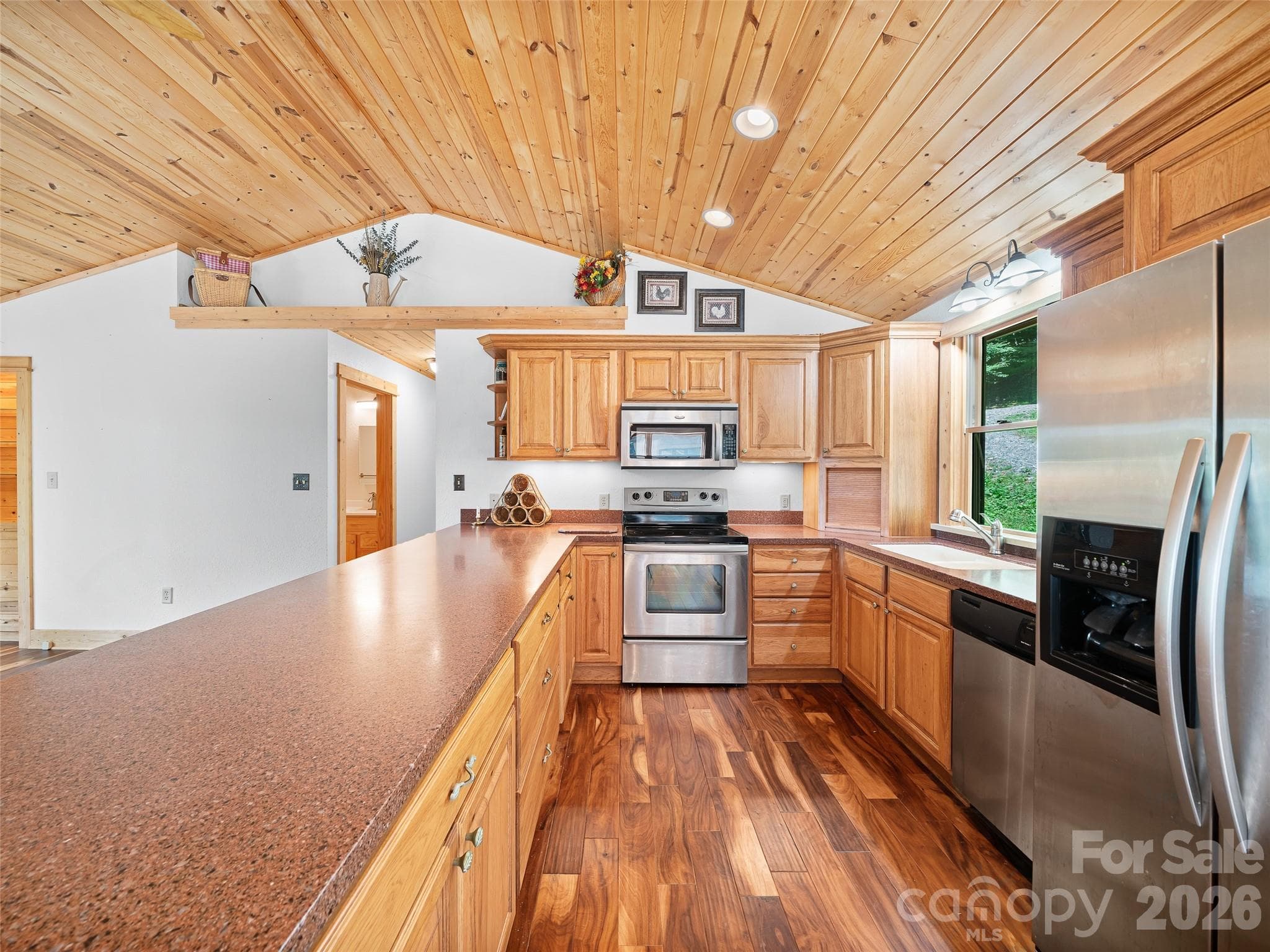 Single Family Residence at 73 Oak Ridge Court, Mars Hill, photo 9 of 44