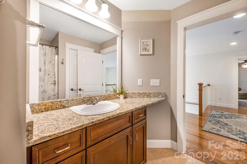 Upstairs Full Bathroom - 151 Hillside Drive, Swannanoa