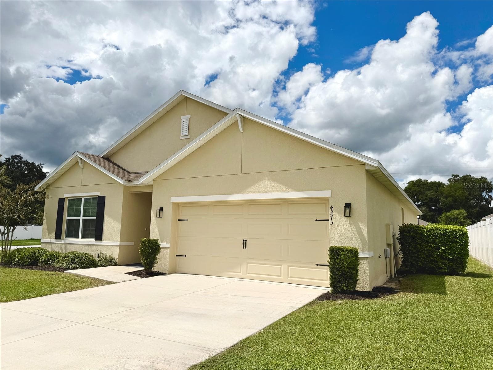 Single Family Residence at 4275 NE 31ST ST, OCALA, photo 2 of 25