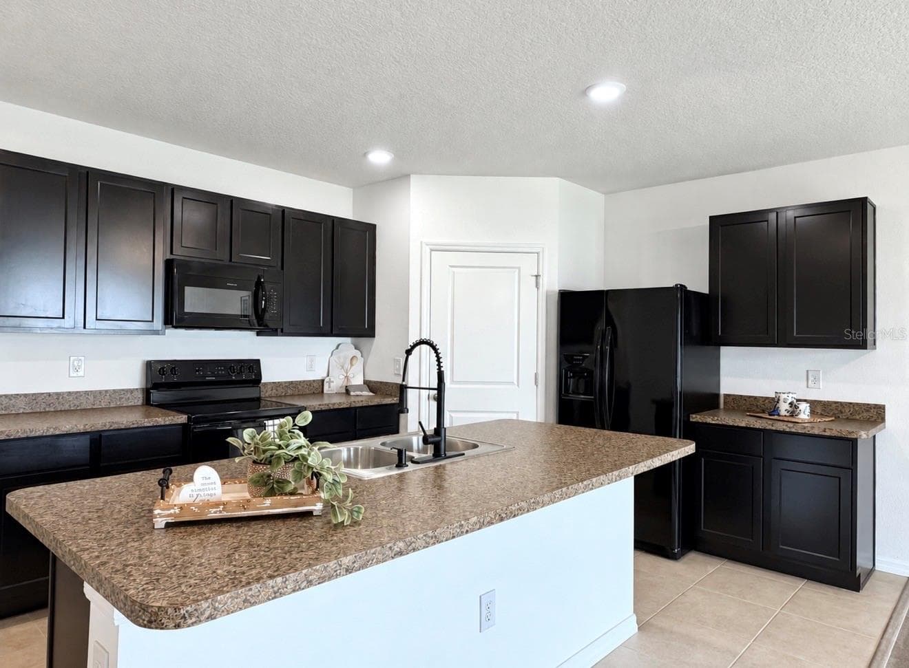Single Family Residence at 4275 NE 31ST ST, OCALA, photo 8 of 25