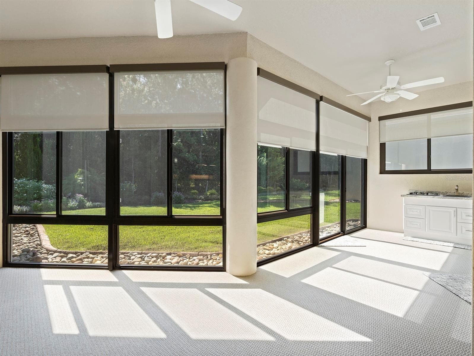 Single Family Residence at 8348 BRIDGEPORT BAY CIR, MOUNT DORA, photo 5 of 55