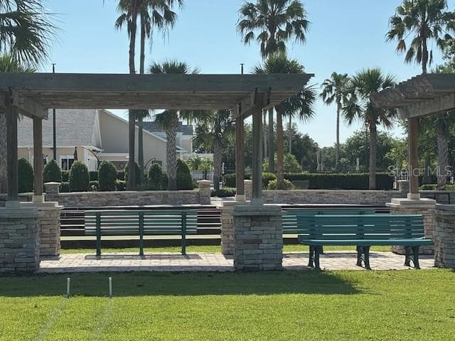 Outdoor seating - 8348 BRIDGEPORT BAY CIR, MOUNT DORA