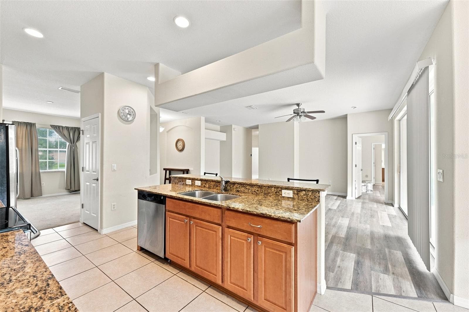 Single Family Residence at 4469 STONEY RIVER DR, MULBERRY, photo 16 of 44