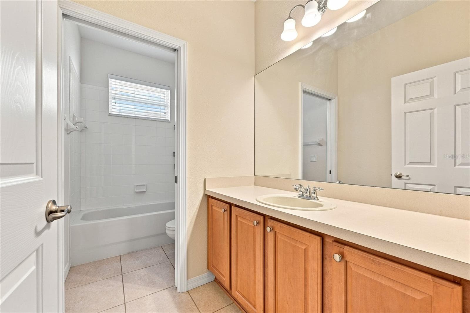 Single Family Residence at 4469 STONEY RIVER DR, MULBERRY, photo 24 of 44