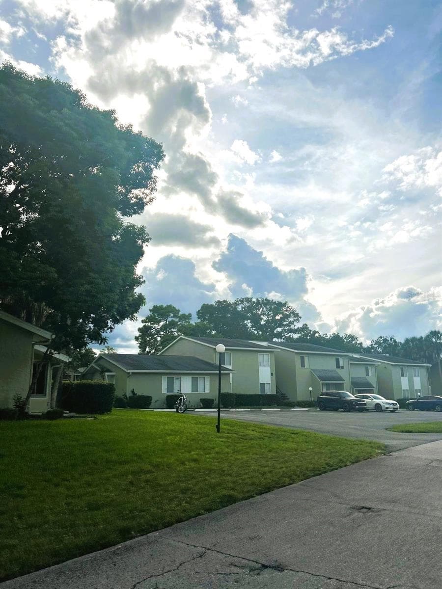 Condominium at 627 SILVER PASS #A, OCALA, photo 40 of 41
