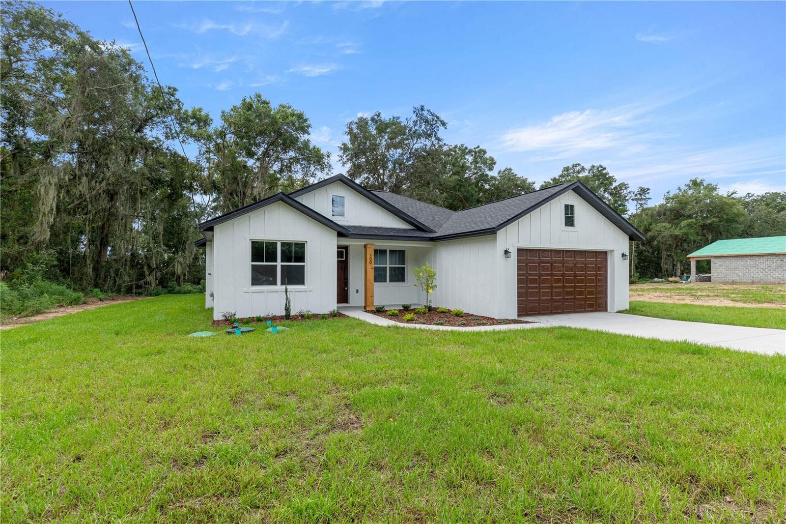 100 WILLOW RD