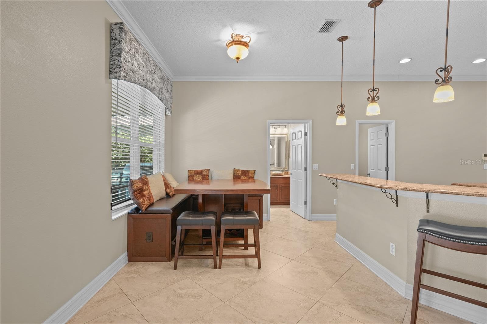 Eat in kitchen area - 10169 MARSH PINE CIR, ORLANDO