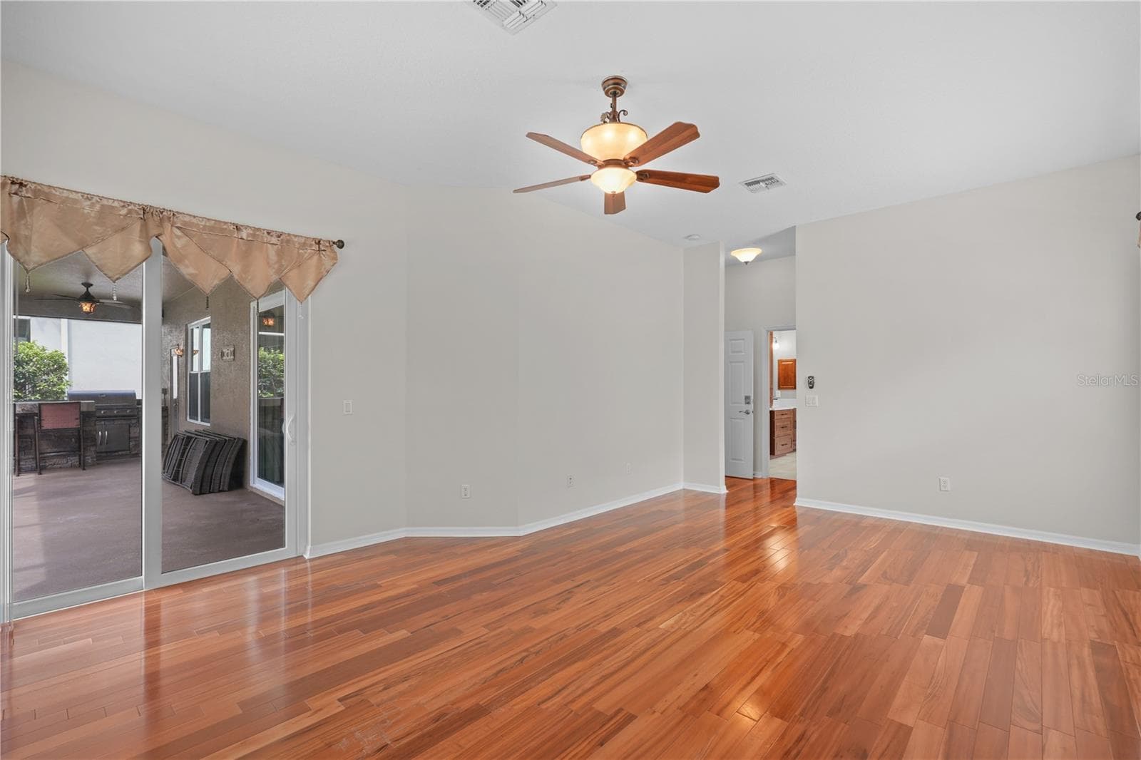 Primary bedroom opposite view - 10169 MARSH PINE CIR, ORLANDO