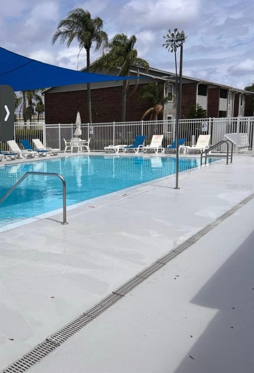 1400 GANDY BLVD N #803