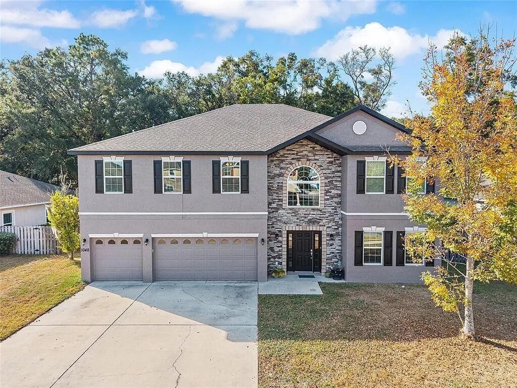 1048 NW 233RD DR