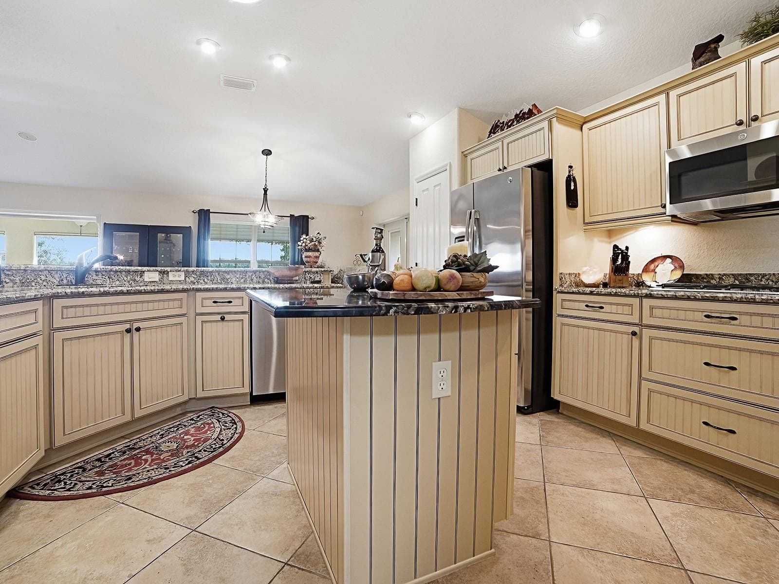 STAINLESS STEEL APPLIANCES - 1089 VANCE TRL, THE VILLAGES