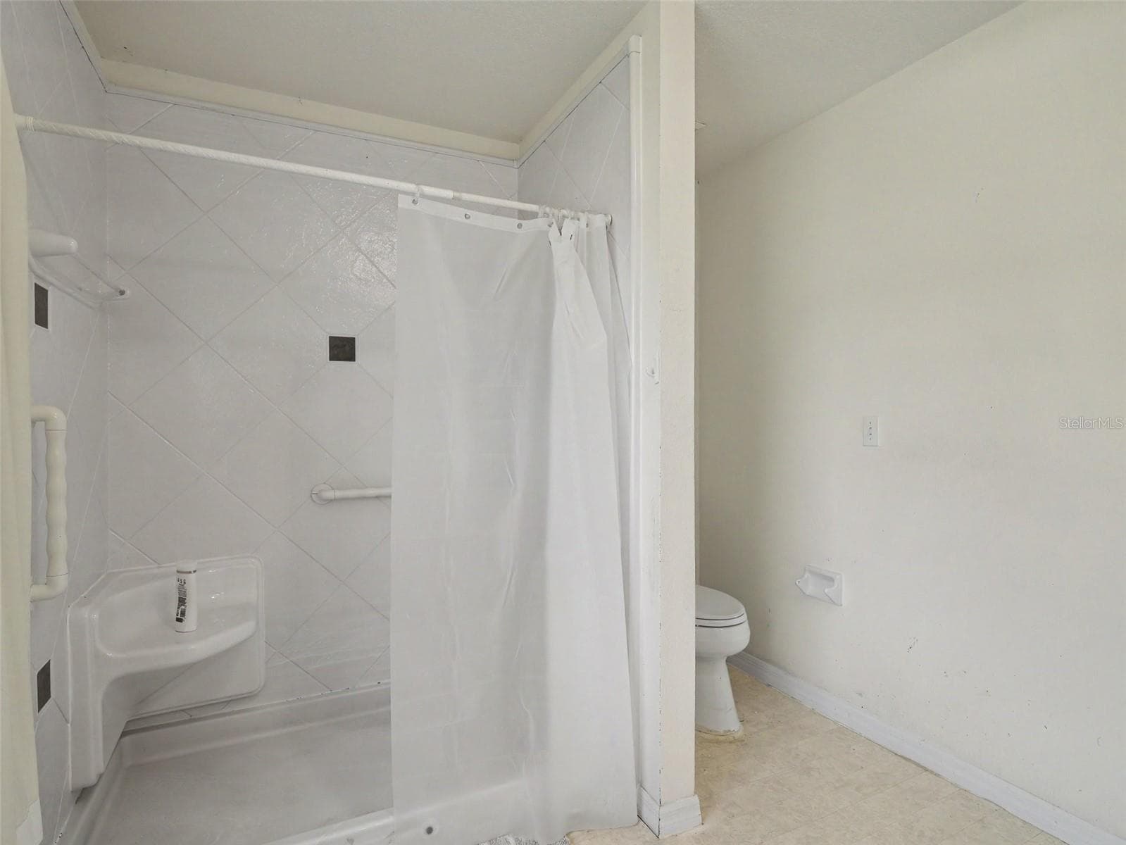 Single Family Residence at 1848 MOVA ST, SARASOTA, photo 16 of 32