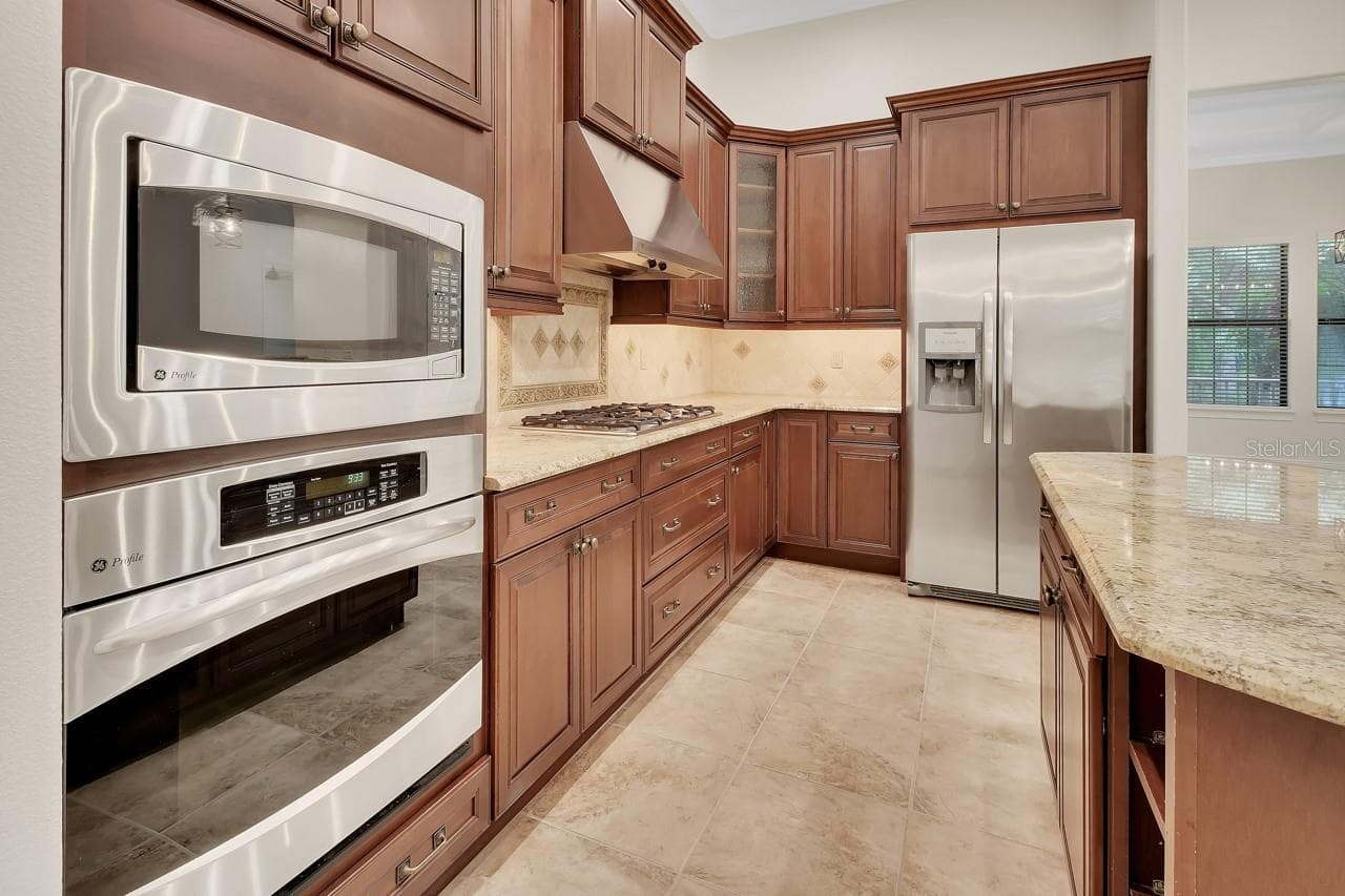 Kitchen - 502 VICTORIA HILLS DR, DELAND
