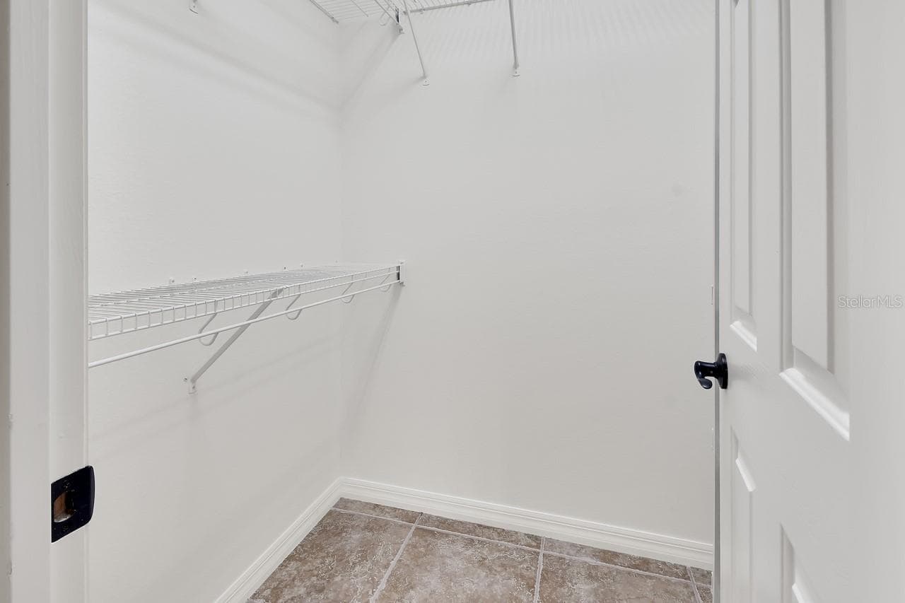 Walk in closet 1 - 502 VICTORIA HILLS DR, DELAND