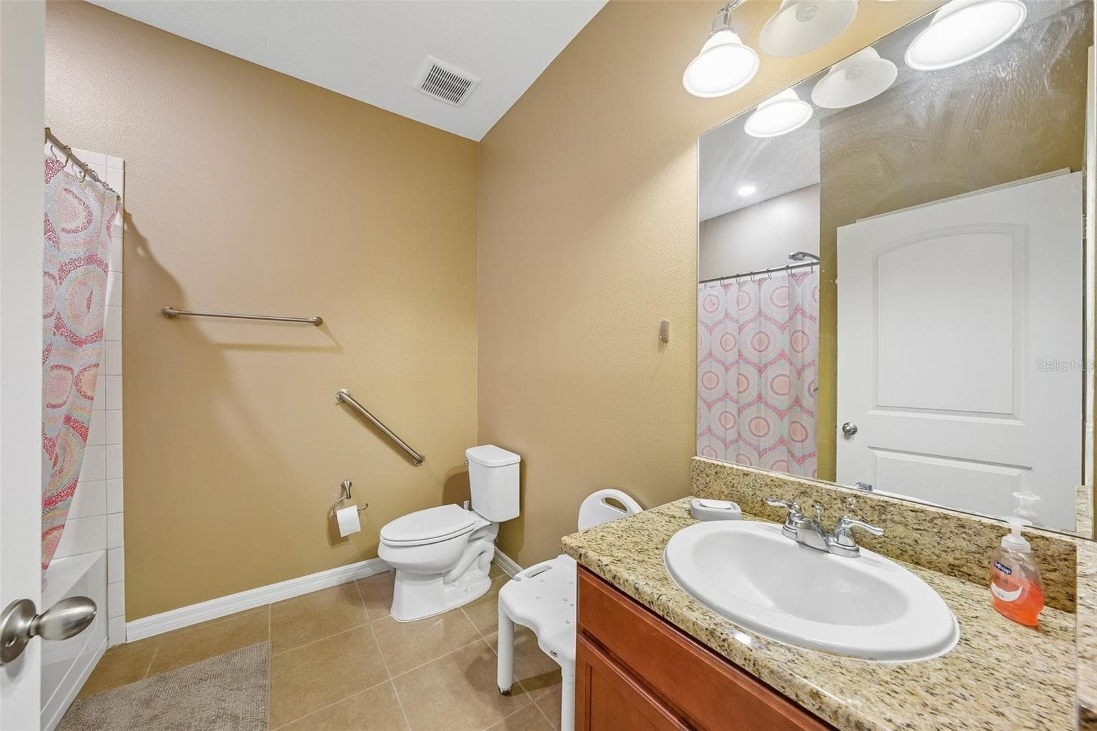GUEST BATHROOM ;) - 12343 MOSS LAKE LOOP, NEW PORT RICHEY
